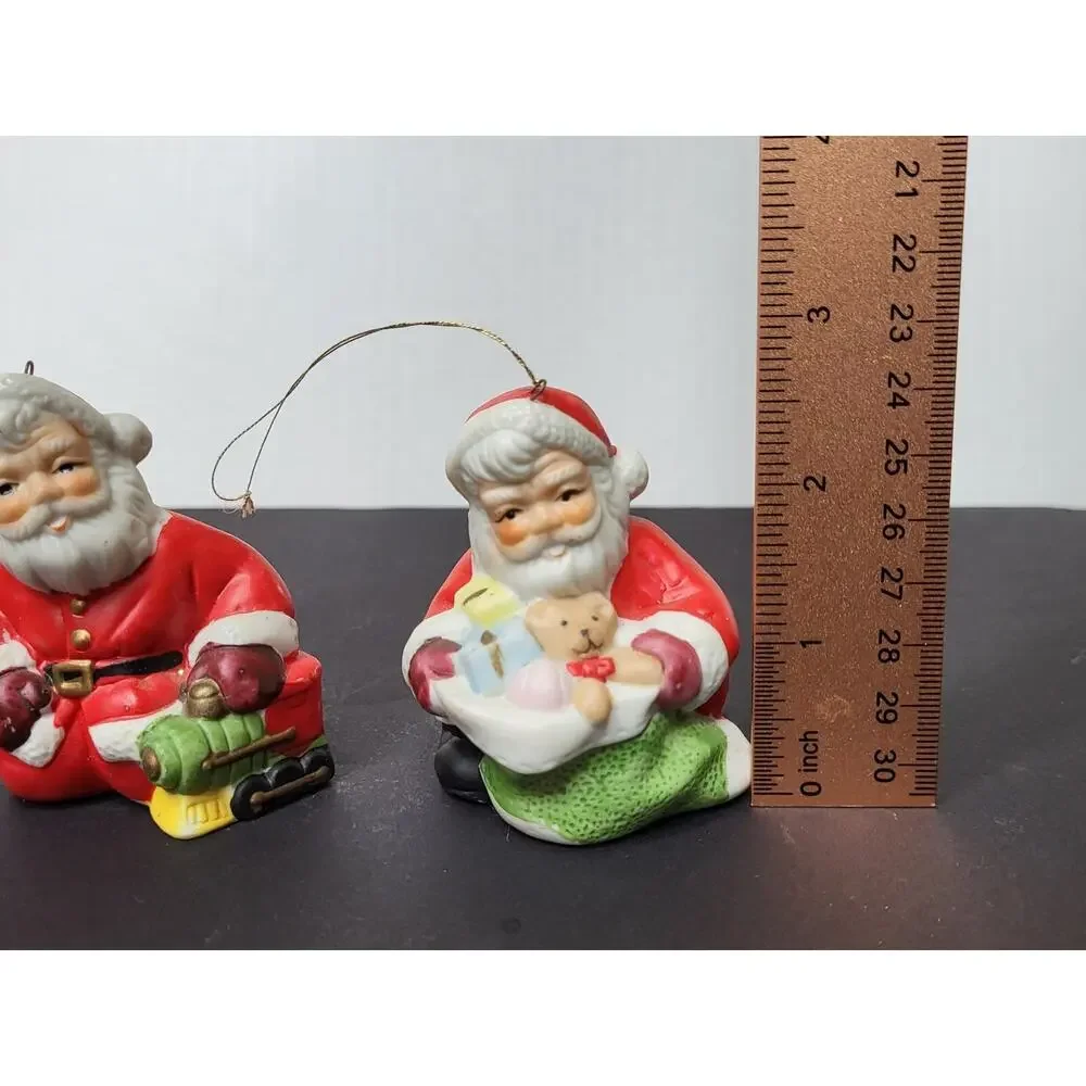Unbranded lot ornaments
